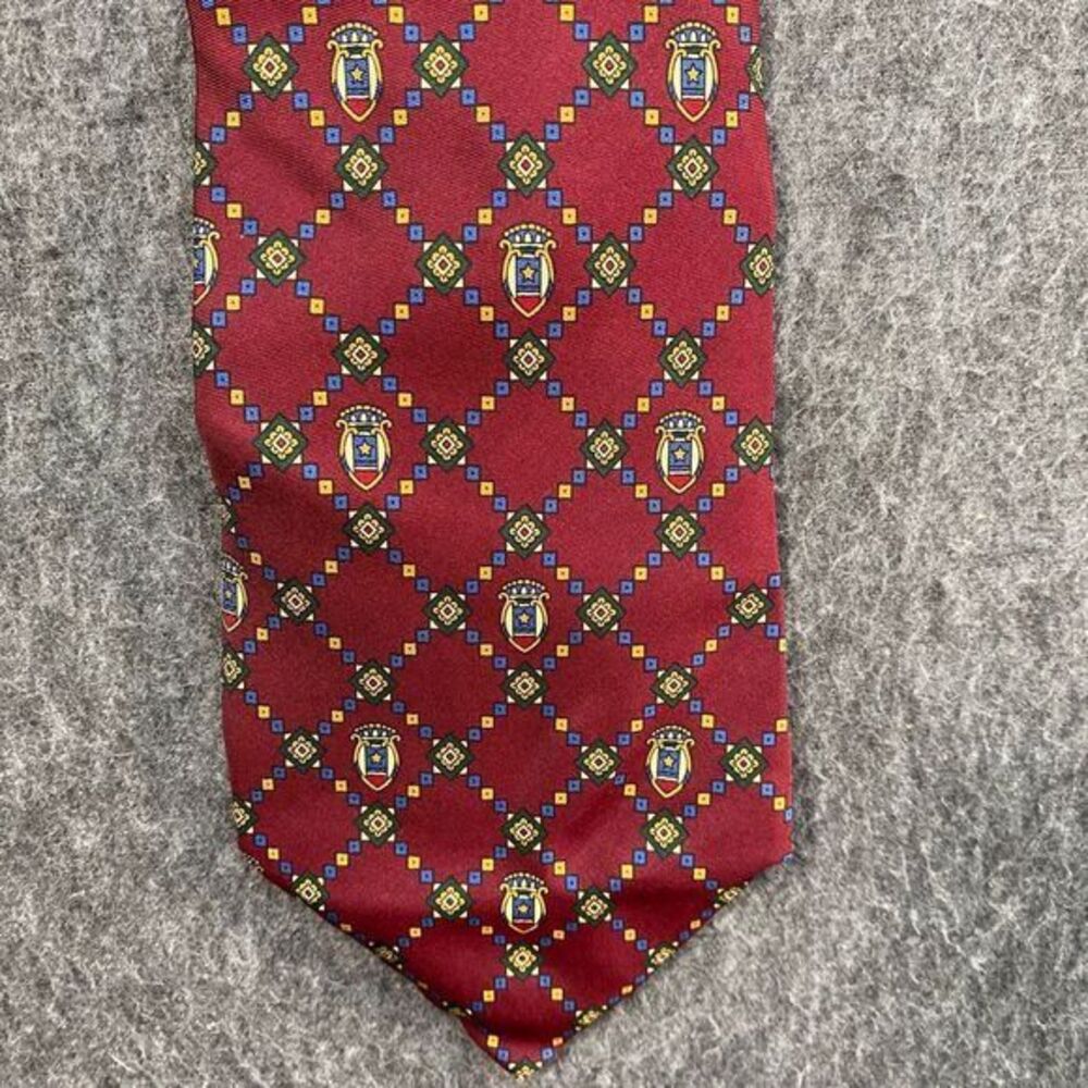 Tommy Hilfiger Silk Burgundy Red Shield Crest Pattern Geometric‎ Print Necktie